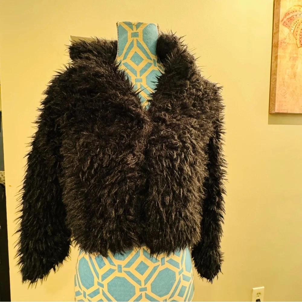 Forever 21 Girls  Faux Fur Jacket Size 7/8 New With Tag Black